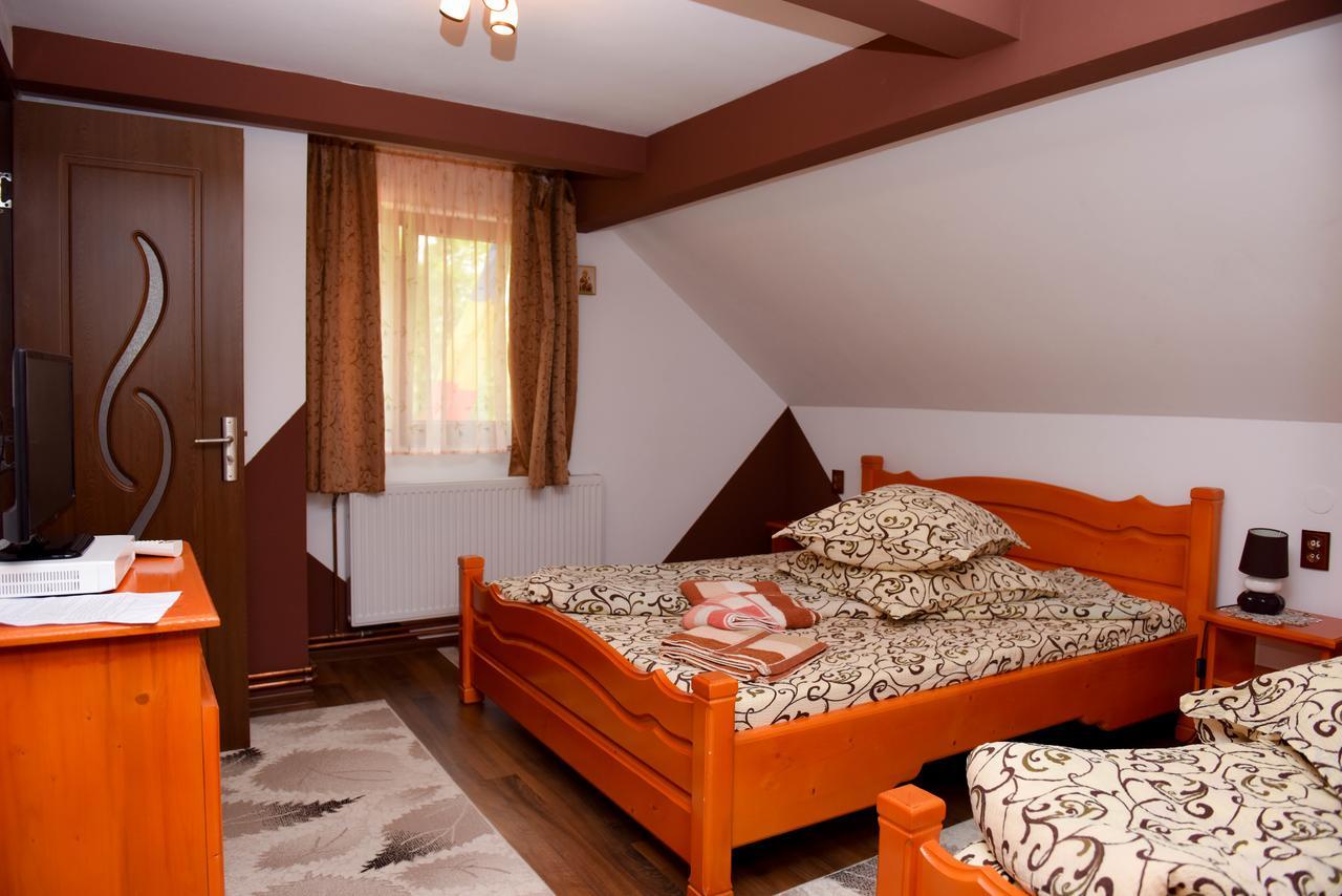 Casa Edy Otel Colibiţa Dış mekan fotoğraf